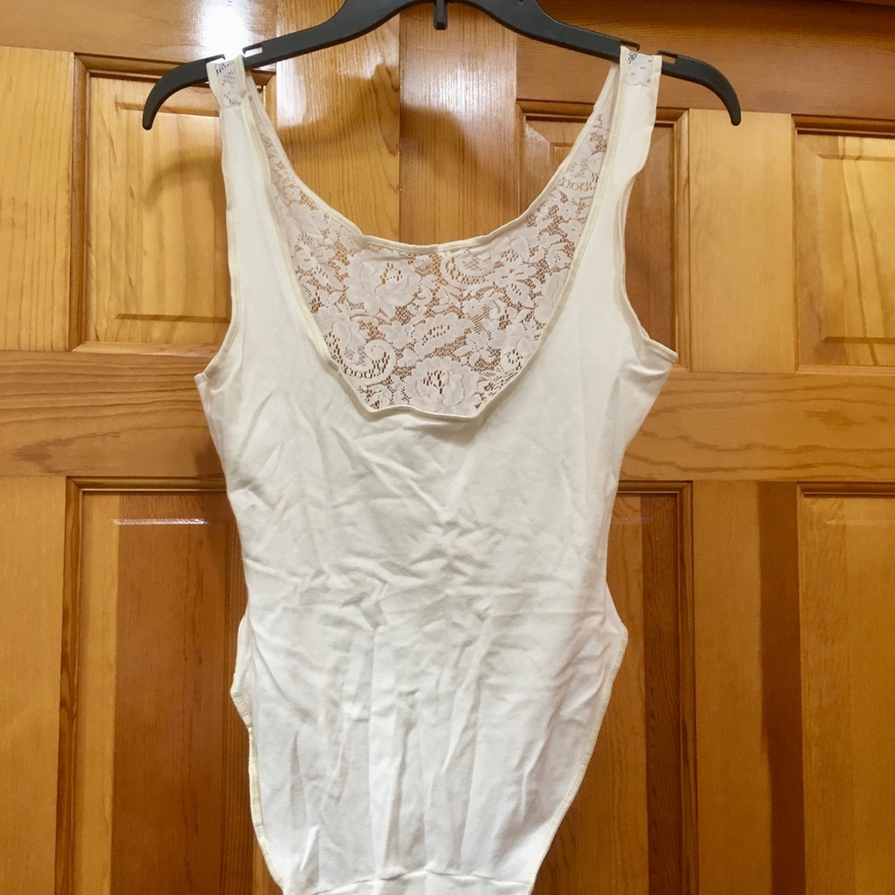 3/$10 lace bodysuit - Picture 4 of 6